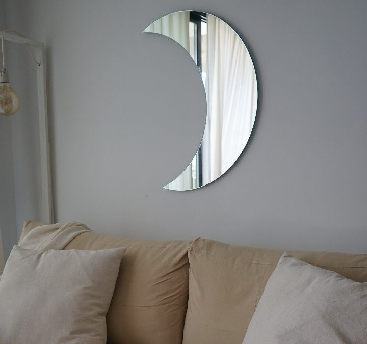 Wall Art: espejo en forma de luna